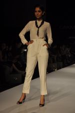 Model walk the ramp for House of Chic show at LFW 2013 Day 5 in Grand Haytt, Mumbai on 27th Aug 2013  (44).JPG